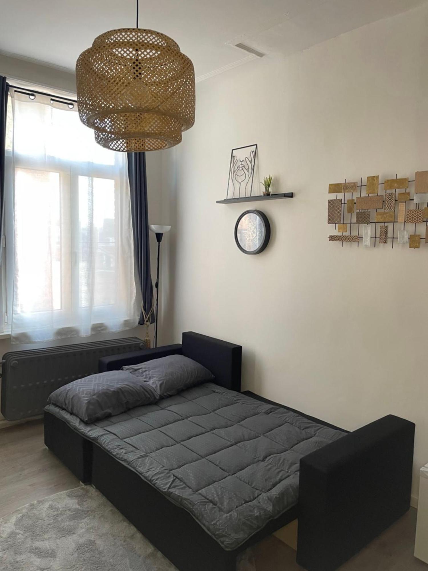 Chez Auguy Et Deborah Hotel Антверпен Екстериор снимка